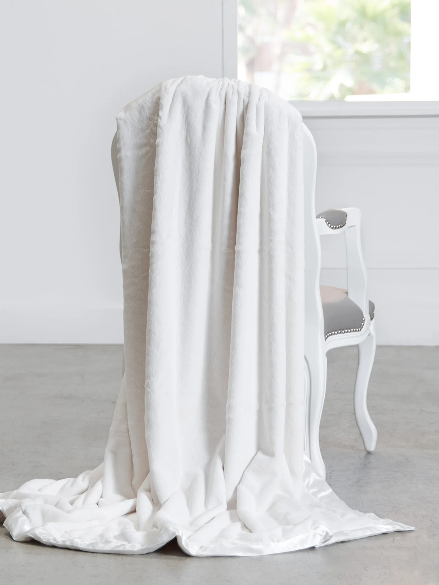 Luxe™ Big Kid Blanket